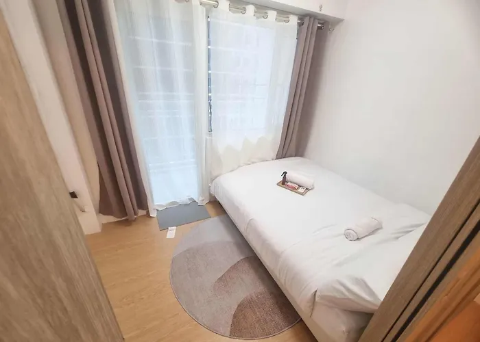 953 D Shore 1 Hotel 5*