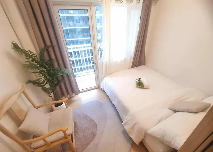 953 D Shore 1 Hotel Manila
