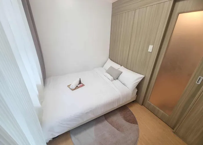 953 D Shore 1 5* Manila